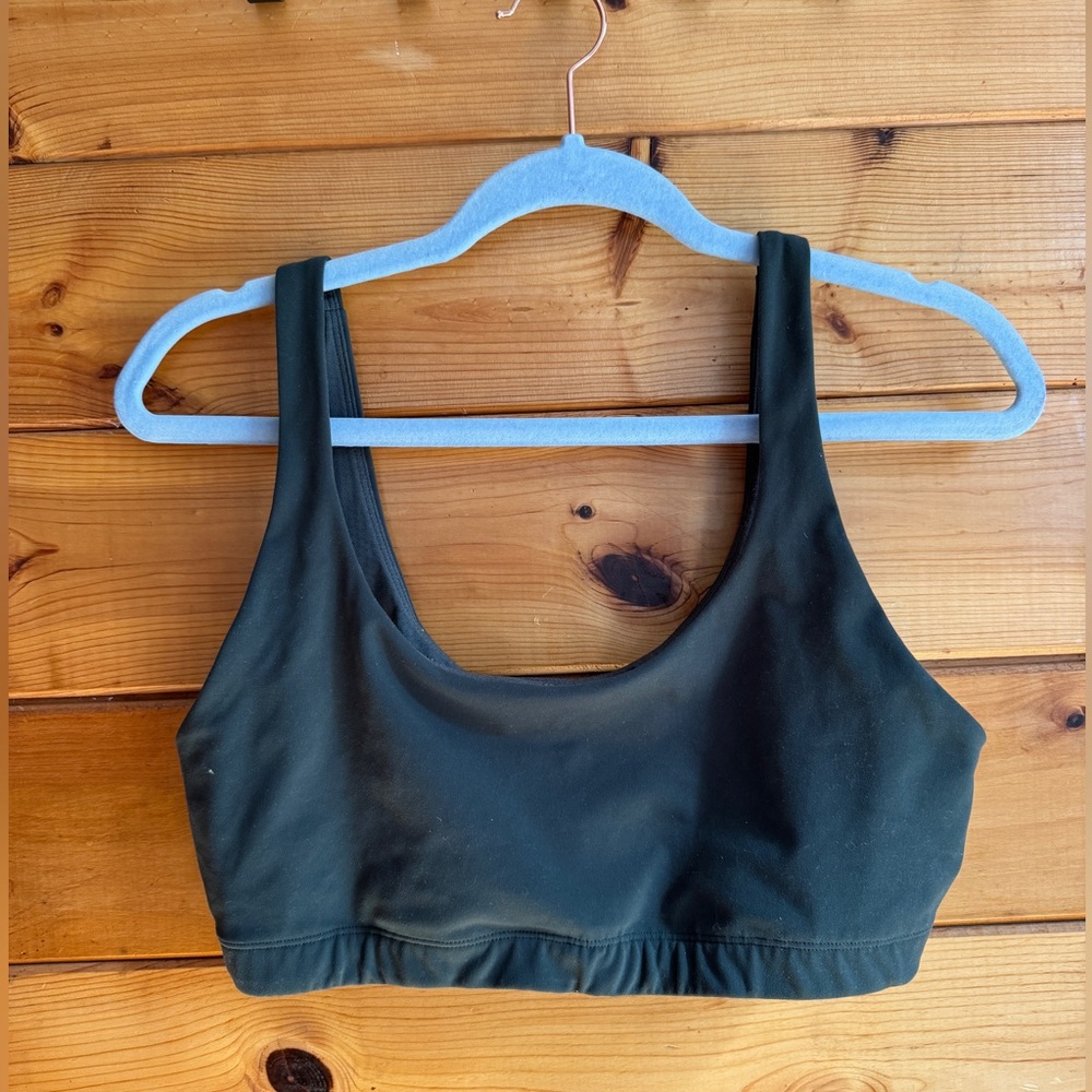 Vuori Sports Bra - Picture 1 of 4